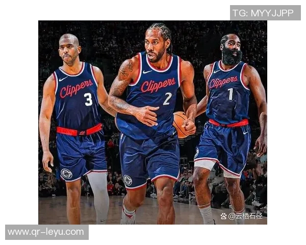 微笑刺客与库里：追梦勇士的控卫之道与得分型控球后卫的魅力解析