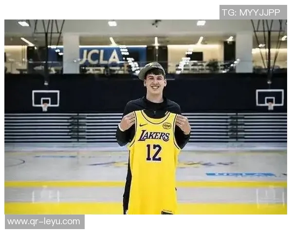 湖人队赛季至今仅有八村塁拉拉维亚和范德彪三人全勤出战九场比赛