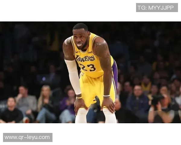 詹姆斯团队分析去年季前备战过度消耗导致其12月状态下滑