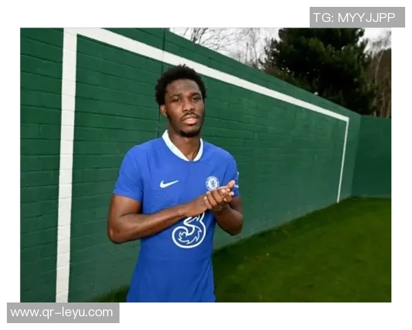 大卫福法纳再次因无证驾驶被罚款440英镑并扣6分