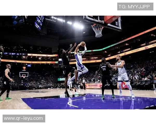 八村塁绝杀前里夫斯强攻扳平比分回防怒喷裁判展现巨星气质